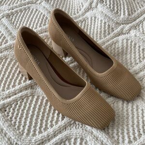 Vivaia Melody 2.0 Square-Toe Chunky Heels Beige Nude Shoes Size 38.5/US 7-7.5